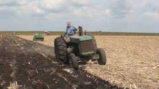 JOHN DEERE TRACTORS PLOWING models D amp R [upl. by Shelagh891]