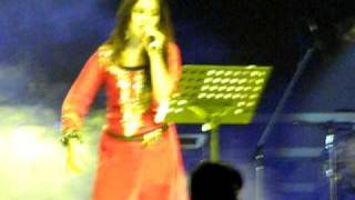 Vintunnava  Shreya Ghoshal Live [upl. by Olethea]