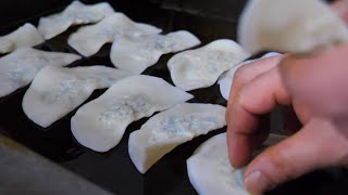 Korean flat dumpling making 납작만두 만들기  Korean food [upl. by Inalaehon]