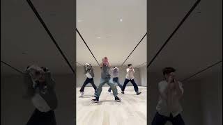 one of the best dance breaks in kpop  maestro seventeen kpop dance kpopdance [upl. by Yenobe]