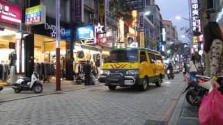 Taiwanese Garbage Truck  Song  Beethoven Für Elise  Taiwan Garbage Truck [upl. by Idnak192]