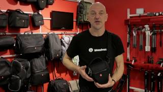 Tura Manfrotto Tutorial  Axelväska Advanced Holster S [upl. by Marlow993]