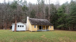 EXPLORING quotDOG TROTquot LOG CABIN FARM HOUSE IN GREAT SMOKY MOUNTAINS PALMER PLACE  CATALOOCHEE [upl. by Floria759]