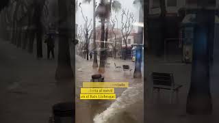 Las intensas lluvias inundan partes de Castelldefels y Gavà [upl. by Nahaj49]