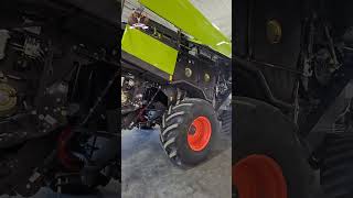 Walk Around Of New Claas 8800 Lexion Combine Harvester [upl. by Adnilab]