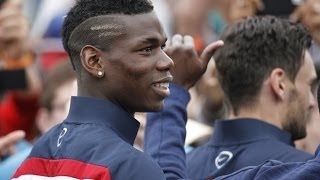 Le retour en France des Bleus après le Mondial 2014 [upl. by Lebasiram972]