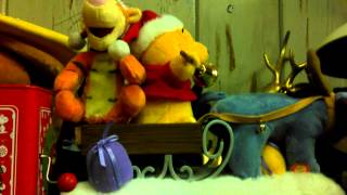 Gemmy pooh and tigger sled [upl. by Amees]