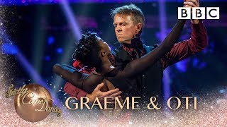 Graeme Swann amp Oti Mabuse Tango to Roxanne by The Police  BBC Strictly 2018 [upl. by Ardnasella]