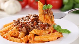 Penne ou Spaghetti à la bolognaise [upl. by Darrelle]