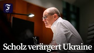 Kiew kritisiert Gespräch zwischen Scholz und Putin scharf [upl. by Eilah]