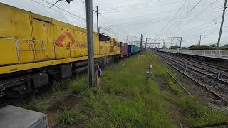 2BM7 at broadmeadow station 10 28 with acd6058 acd6048 on 1211 24 [upl. by Chrissie]