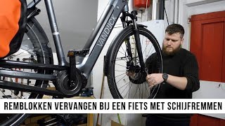 Remblokken vervangen bij een fiets met schijfremmen [upl. by Randi]