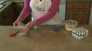 Cookie Decorating Color Mixing and Bag Filling [upl. by Gauthier]