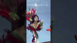 Beautiful mermaid swiming Real Life Little Mermaid mermaid thelittlemermaid pool glasstank [upl. by Veradi]