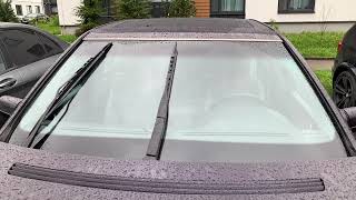 Windscreen wiper W140 Slow motion [upl. by Lletnahs]