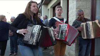 CUBLAC le festival dAccordéon avril 2017 pot de bienvenue avec les campingcaristes [upl. by Colwell615]