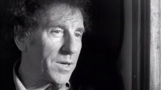 Alain Souchon  La vie ne vaut rien Clip officiel [upl. by Hepsiba]