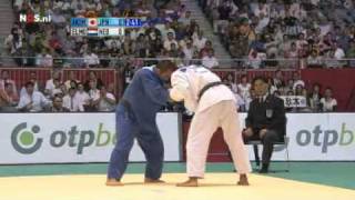 JUDO 2010 World Championships Hiroyuki Akimoto JPN  Dex Elmont JPN [upl. by Avrit]