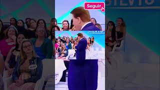 A HELEN GANZAROLLI MANDOU A LIVIA ANDRADE CALAR A BOCA NO SILVIO SANTOS [upl. by Loss]