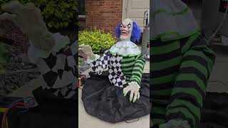 The Pneumatic Clown from LOWES halloween2023 loweshalloween halloween animatronics [upl. by Erret329]