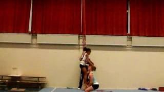 ACROGYM MOUCHINA GESTREKT IN DE GORDEL [upl. by Akyeluz]