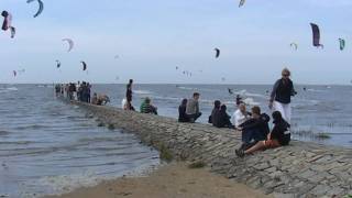 Hängt ihn höher  Video  Kitesurfen CuxhavenSahlenburg 2010 [upl. by Koblick]