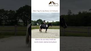 QuickTipp  Reiten mit Fellsattel  Reitpad [upl. by Ariem]