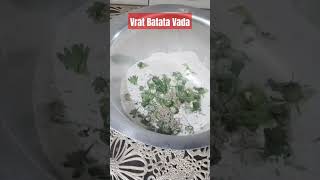 Singhara Aata Batata Vadashort videorecipesshort feedtrending [upl. by Stempien]