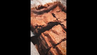 Chocolade brownierecept met 2 ingrediënten  Shorts [upl. by Tav118]