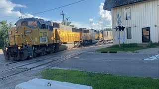 Wisconsin amp Southern WAMX 6025 amp 6028 Lead Manifest Train Northbound out of WSOR Yard 782024 [upl. by Euridice]