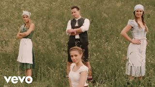 Andreas Gabalier  Bügel dein Dirndl gscheit auf Offizielles Video [upl. by Loomis]