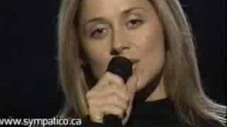 Lara Fabian  Jy crois encore Live 2001 [upl. by Nallad]