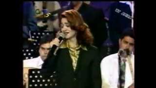 يااهل العشق دلوني حفل دبي 1998 ديانا حداد Diana Haddad [upl. by Yelkcub]