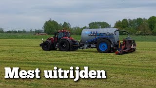 Mest uitrijden na de eerste snede  Boer Gerrit vlogt [upl. by Jauch327]