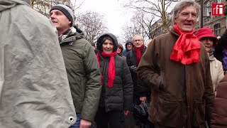 «Foulards rouges» «Les quotgilets jaunesquot ne sont pas la voix de tous les Français» [upl. by Enitsahc]