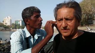 Raju Ear Cleaner Bandra Talao [upl. by Wolff]