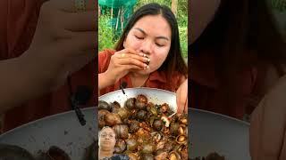 Snail eating mukbang seafood greenscreen youtubeshorts [upl. by Ennoitna]