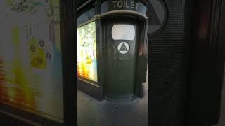 Automatic Self Cleaning Public Toilet  Fishermans Wharf San Francisco Jefferson amp Powell travel [upl. by Reddin]