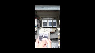 WLC OMRON 61FG1AP 2 Relay VS 61FGAP 1 Relay [upl. by Ahsikar]