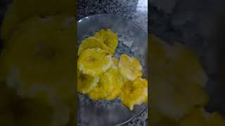 Patacones con huevito y queso cocina vlog mamadetres food ecuador [upl. by Poler484]