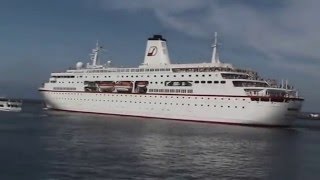 Cruise ship MS Deutschland auslaufend RostockWarnemuende [upl. by Treharne]