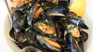 Drunken Mussels Recipe  Mussels Steamed in a Garlic Lemon amp Wine Broth [upl. by Henryson]