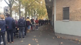 Confinement  file d’attente au marché de Talensac dimanche 8 novembre 2020 [upl. by Liagaba]