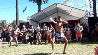 St Kilda Festival  Corroboree  traditional Aboriginal dancers [upl. by Trauner]