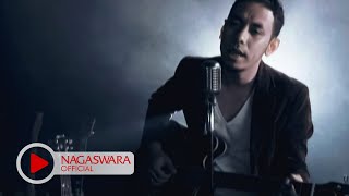 Pongki Barata  Aku Milikmu Malam Ini Official Music Video NAGASWARA music [upl. by Imeka]