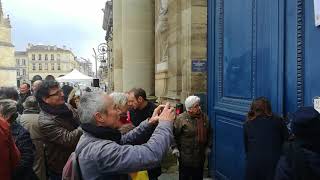 Manifestation contre le stationnement payant à Bordeaux [upl. by Latterll]