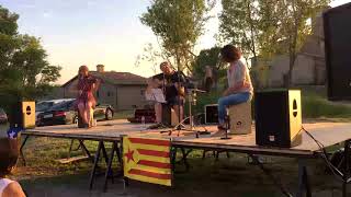 Both Sides the Tweed with a Catalan chorus a la vora de lEbre [upl. by Allana]