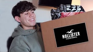 Huge Hollister Try On Haul  Outfit Ideas For Men [upl. by Kimble]