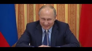 Russischer Humor Wladimir Putin lacht sich schlapp [upl. by Plusch]