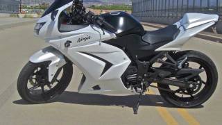 Custom White 2009 Kawasaki Ninja 250r [upl. by Einohpets]